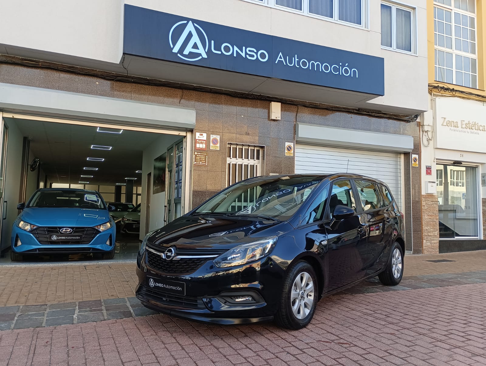 OPEL - Zafira