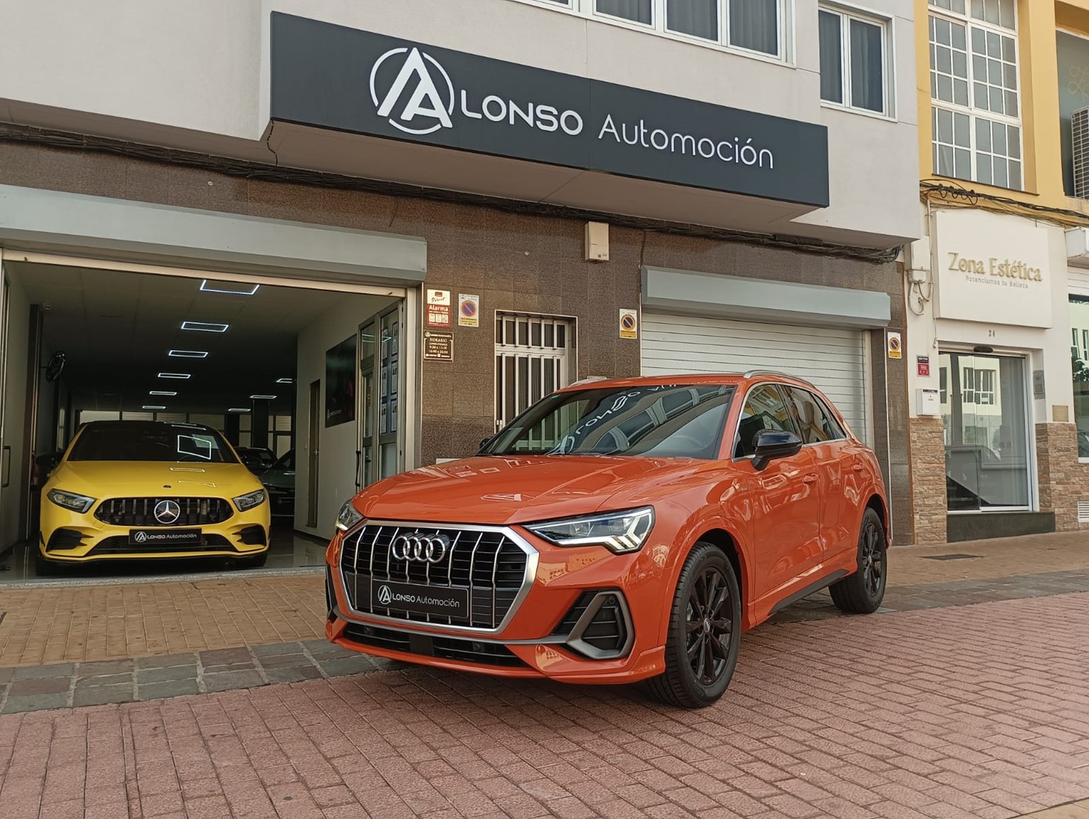 AUDI - Q3