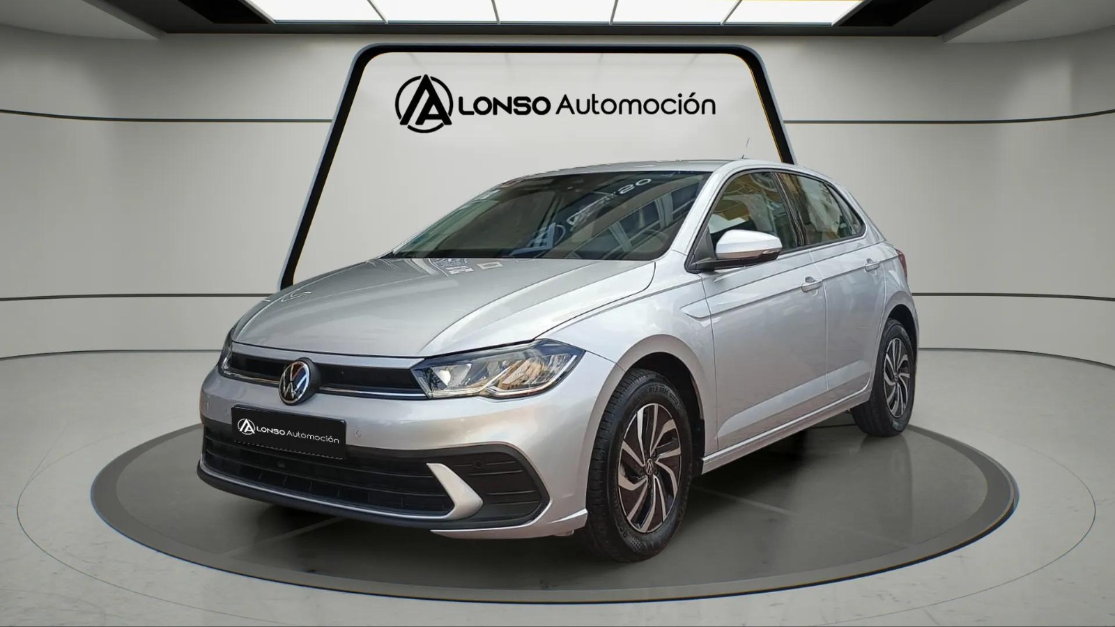 VOLKSWAGEN - POLO