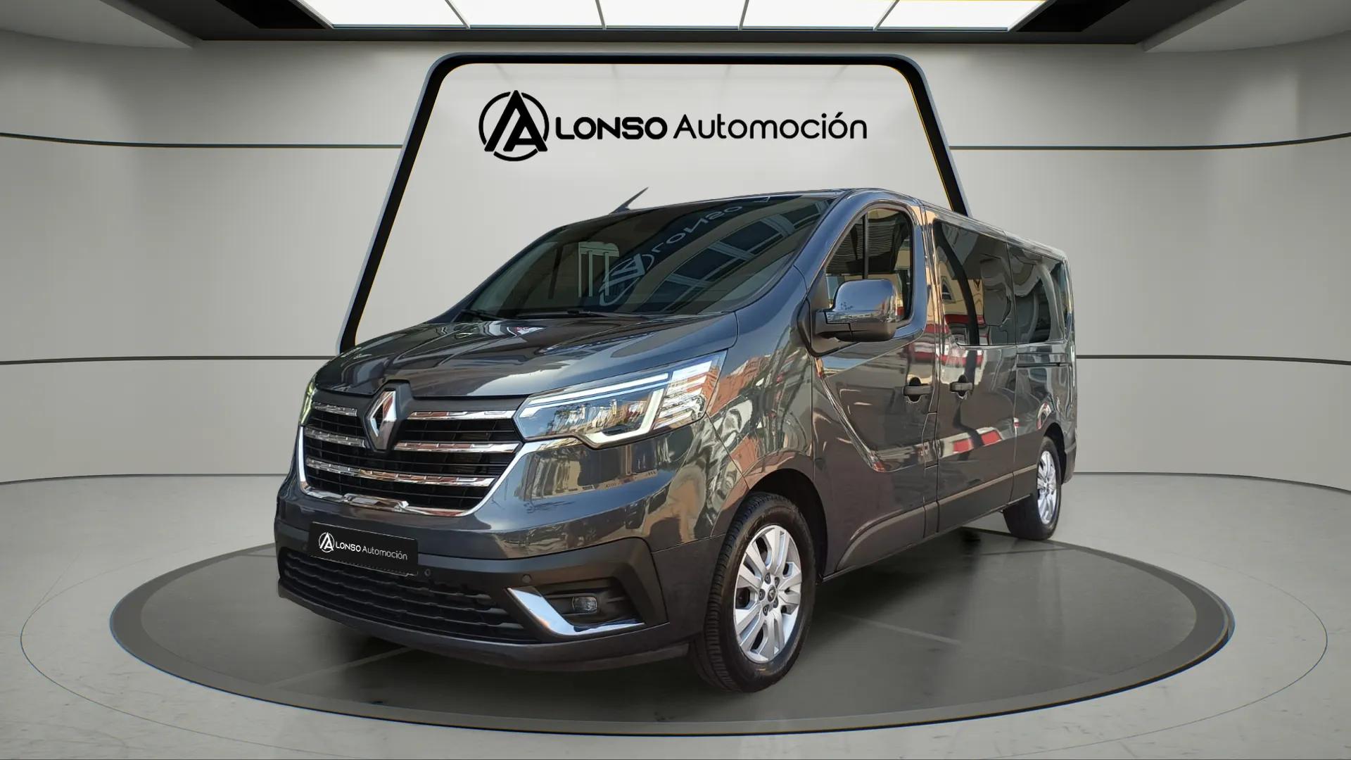 RENAULT - TRAFIC 8 PLAZAS